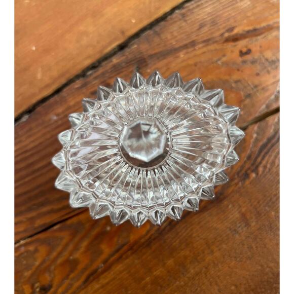 Vintage Ribbed Glass Dish with Lid Oval Trinket Box Coquette Bridal Vanity Dish - Picture 2 of 9